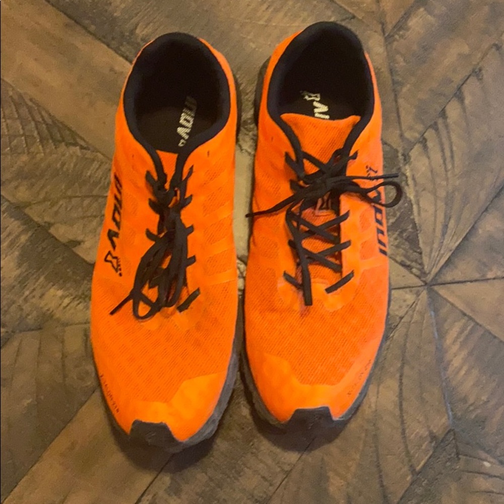 INOV8 X-TALoN 210  size 11